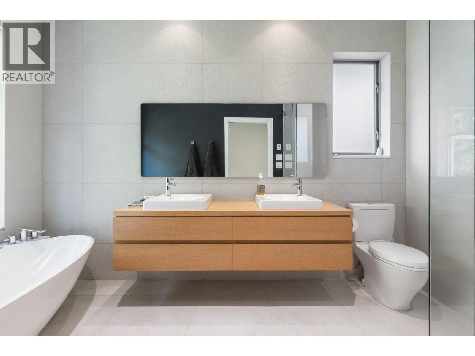 3156 W 13th Avenue, Vancouver, British Columbia  V6K 2V3 - Photo 15 - R3107558