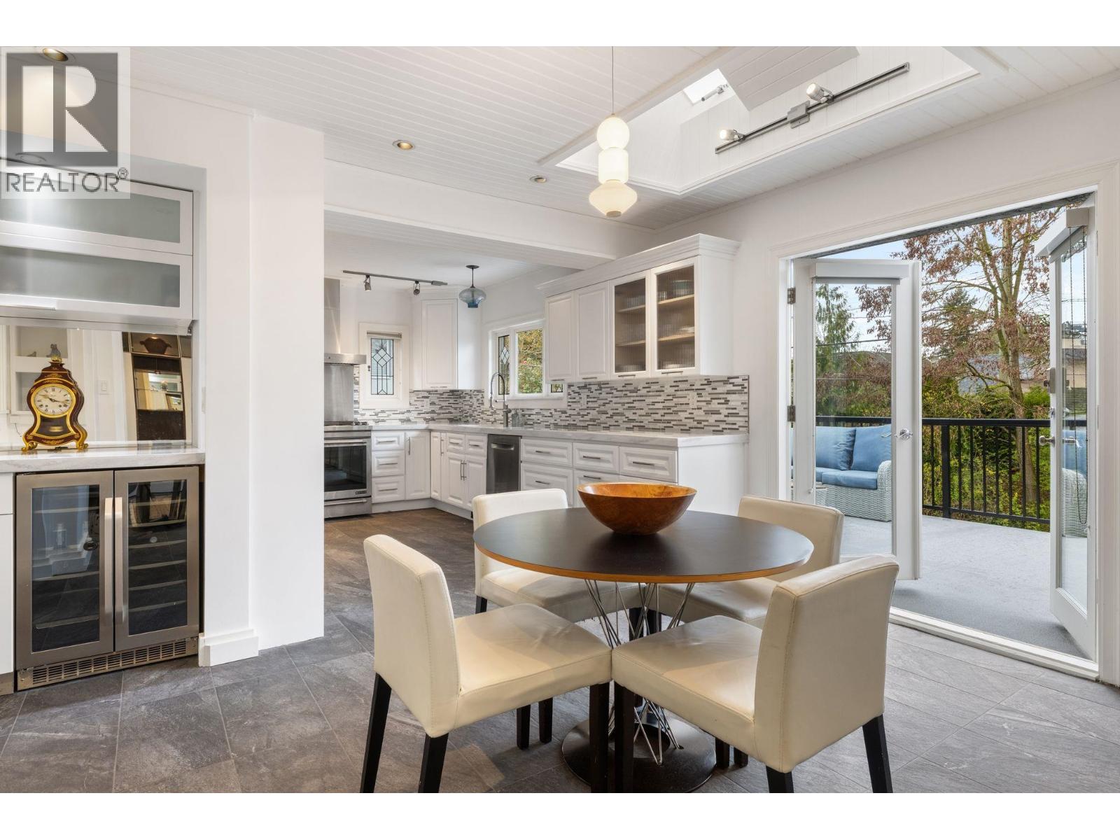 2907 W 30th Avenue, Vancouver, British Columbia  V6L 1Z3 - Photo 11 - R3107559