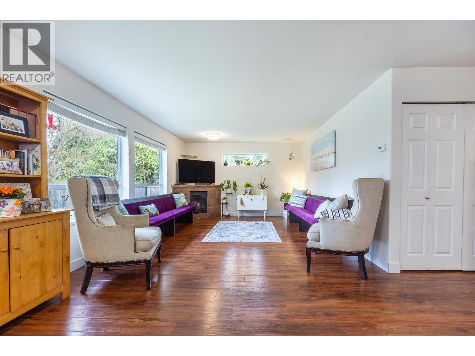 1 5706 Ebbtide Street, Sechelt, British Columbia  V7Z 0J4 - Photo 5 - R3099791