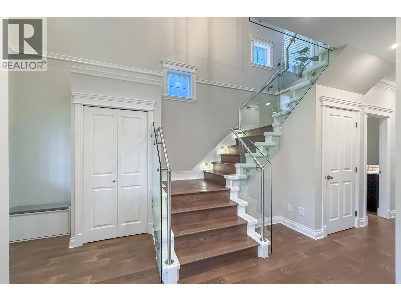 1458 William Avenue, North Vancouver, British Columbia  V7L 4G2 - Photo 11 - R3107642