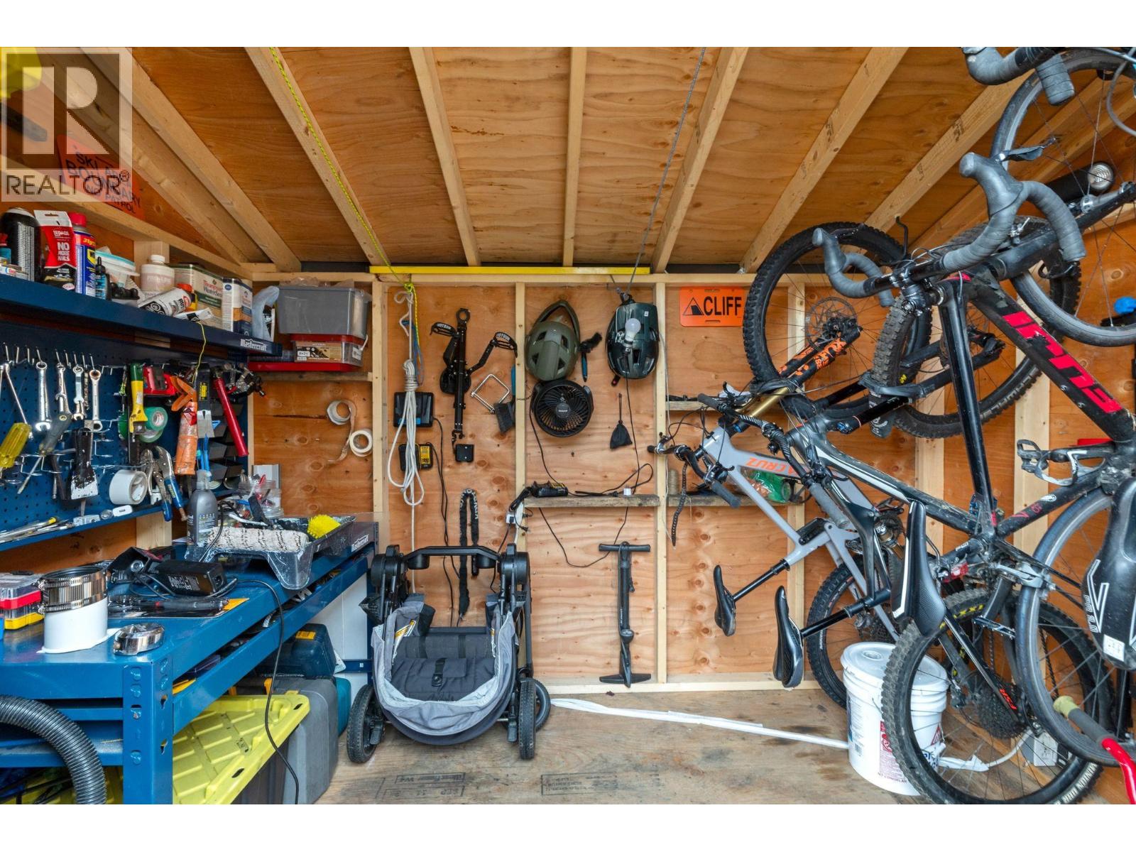 261 E 4th Street, North Vancouver, British Columbia  V7L 1J1 - Photo 35 - R3107659