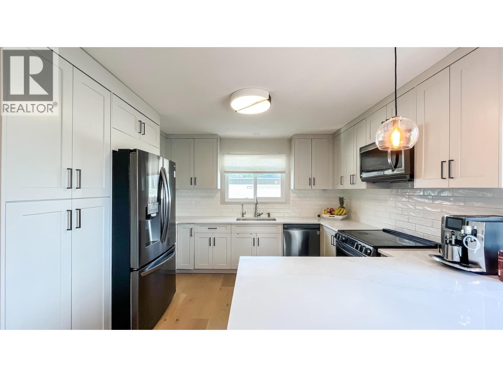 1021 Ranch Park Way, Coquitlam, British Columbia  V3C 3X3 - Photo 12 - R3107661