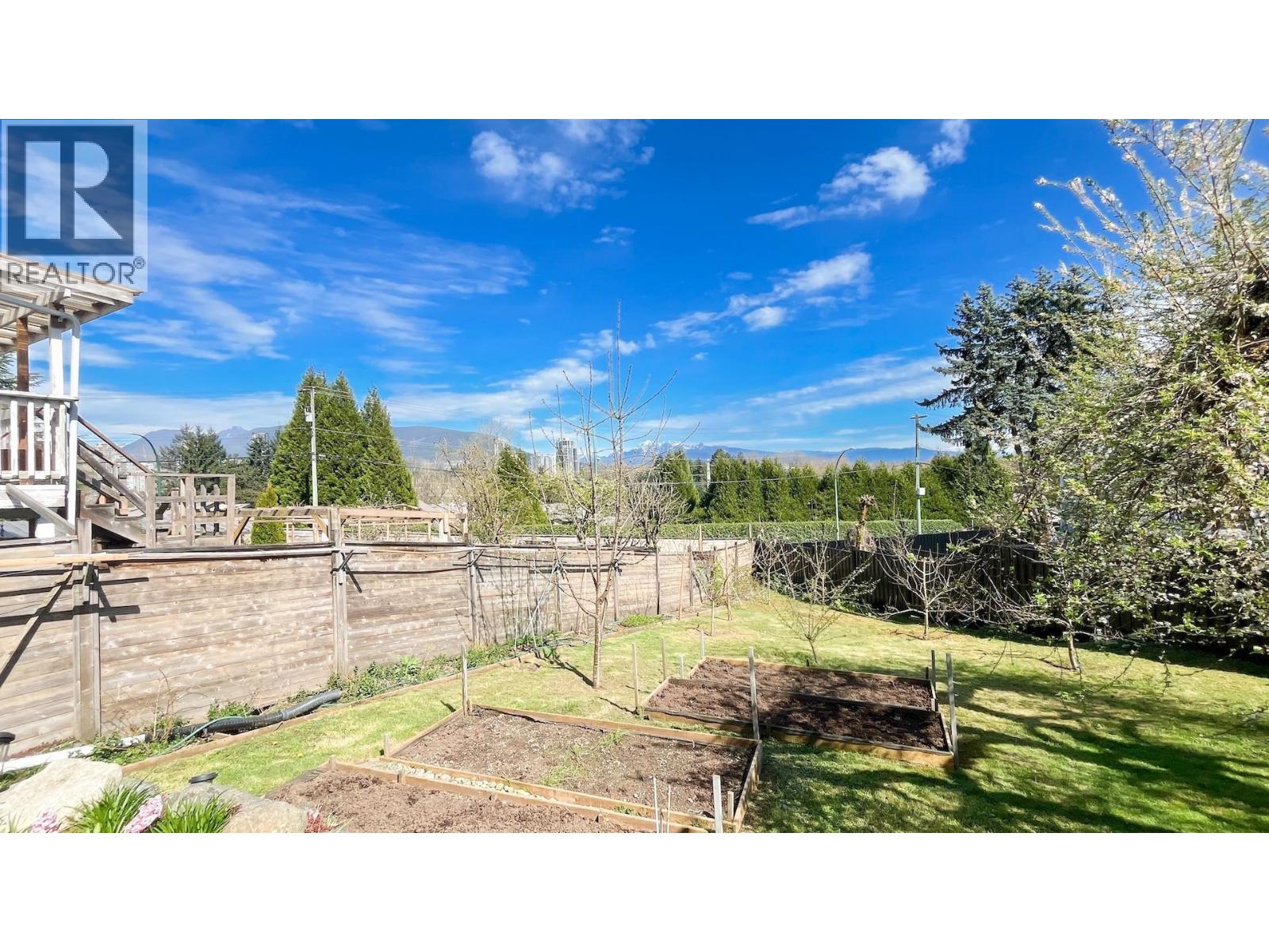 1021 Ranch Park Way, Coquitlam, British Columbia  V3C 3X3 - Photo 35 - R3107661