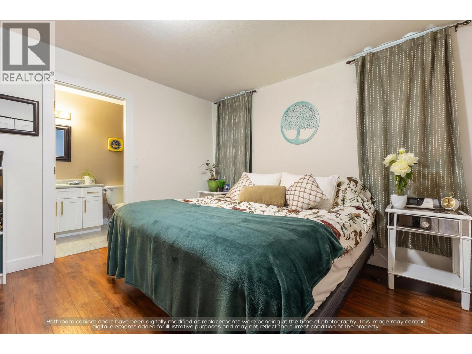 1 5706 Ebbtide Street, Sechelt, British Columbia  V7Z 0J4 - Photo 15 - R3099791