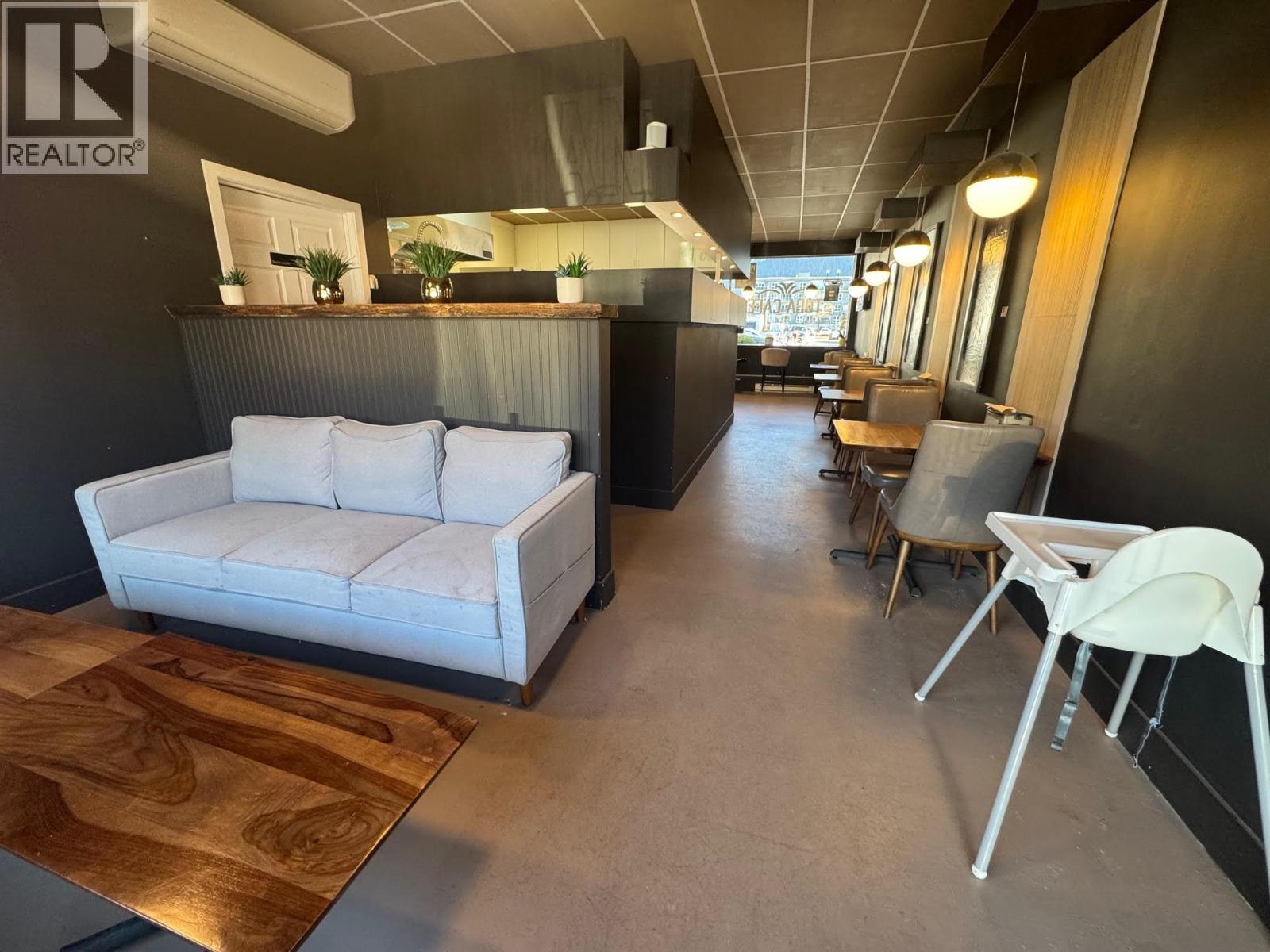 38114 2nd Avenue, Squamish, British Columbia  V8B 0A6 - Photo 10 - C8077608