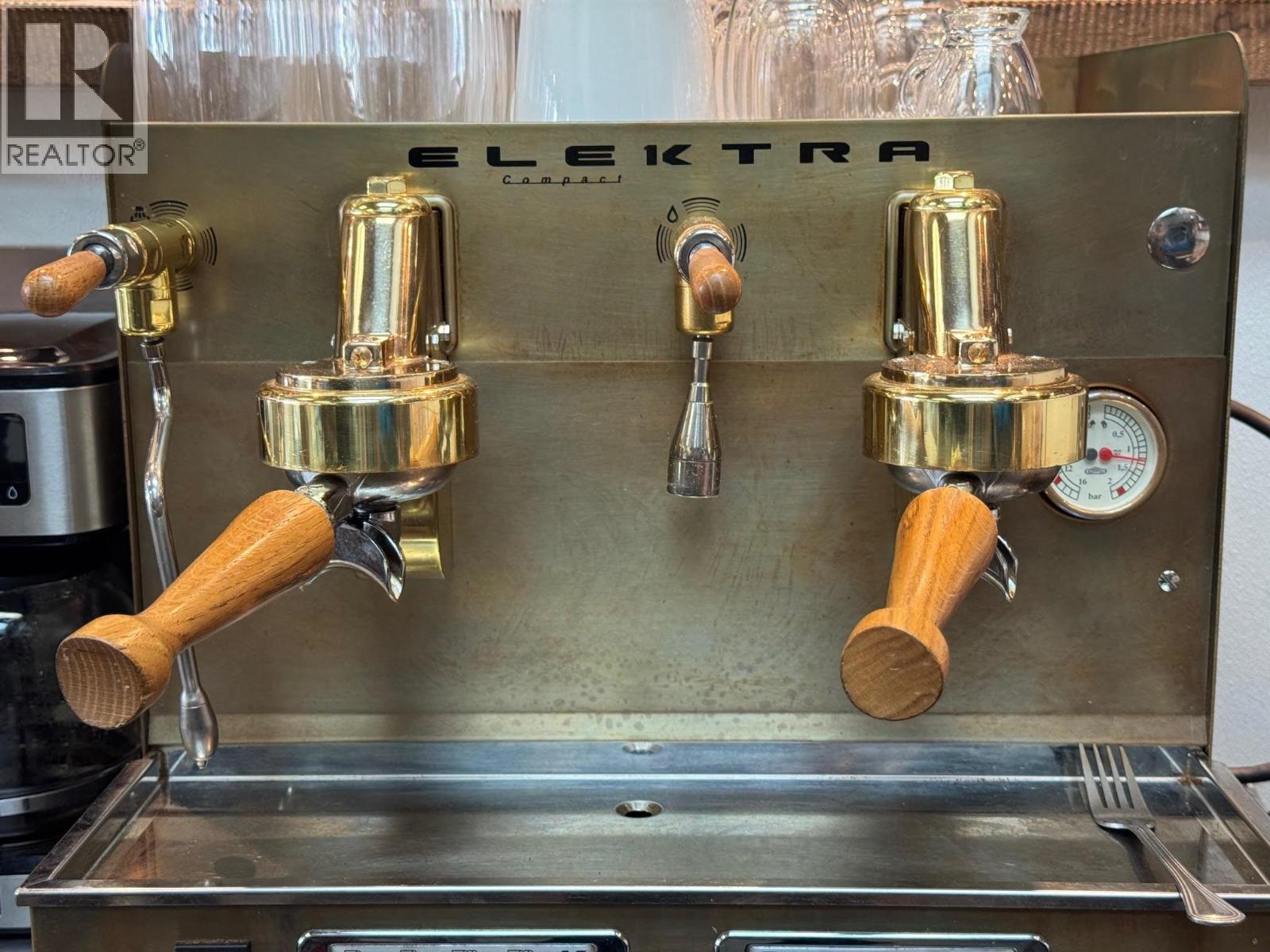 38114 2nd Avenue, Squamish, British Columbia  V8B 0A6 - Photo 8 - C8077608