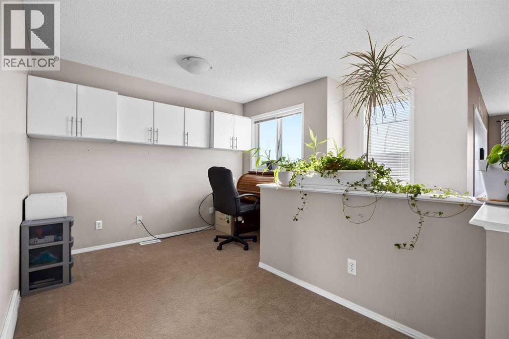 73 Sunset Heights, Cochrane, Alberta  T4C 0C7 - Photo 16 - A2284779