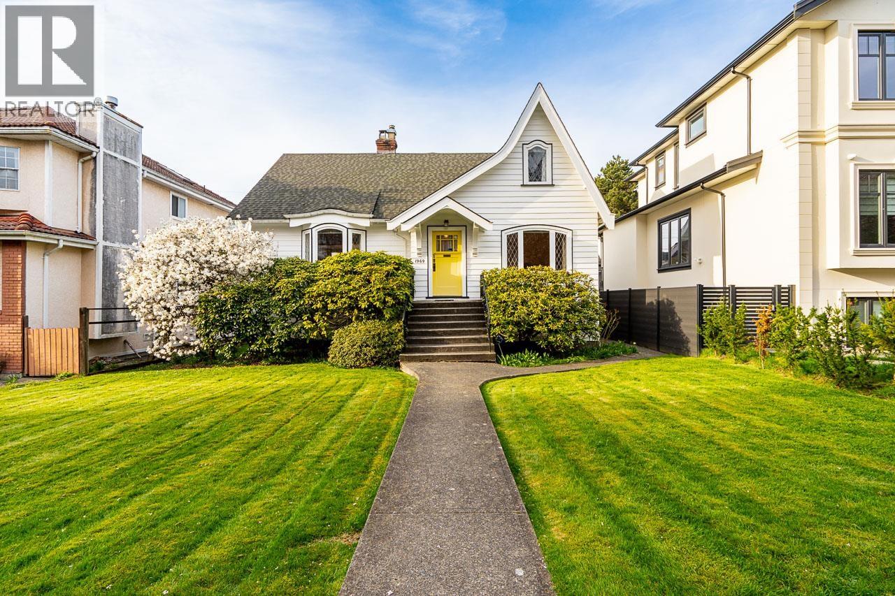 1969 W 43rd Avenue, Vancouver, British Columbia  V6M 2C7 - Photo 2 - R3107332