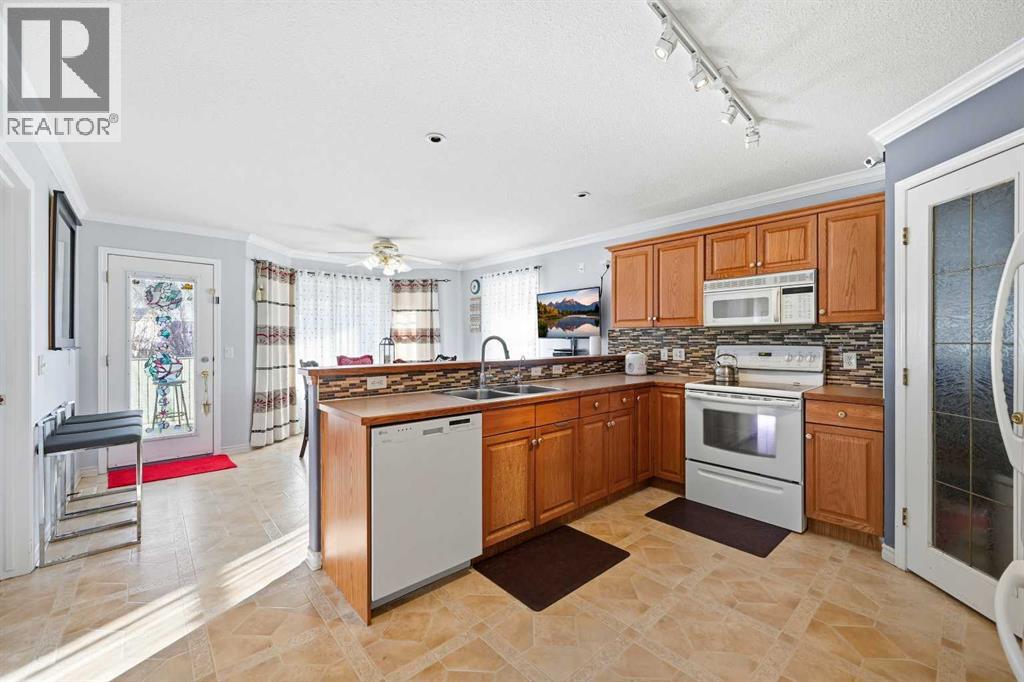 311 Saddlecreek Point NE, Calgary, Alberta  T3J 4R9 - Photo 7 - A2289806