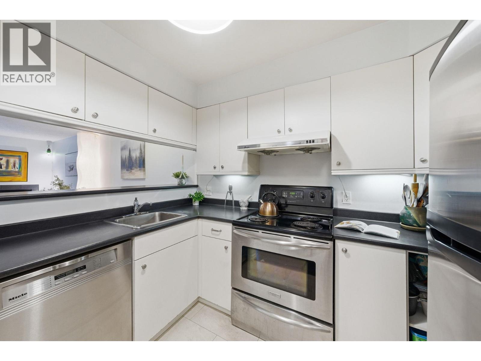 203 555 E 8th Avenue, Vancouver, British Columbia  V5T 1S9 - Photo 11 - R3107540