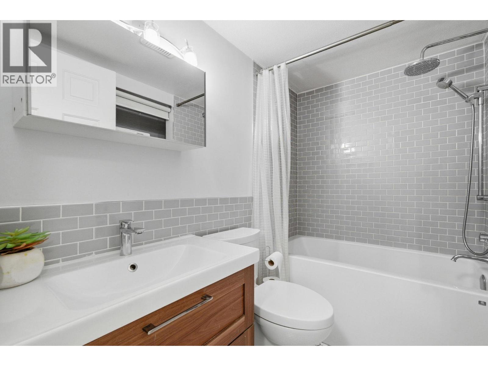 203 555 E 8th Avenue, Vancouver, British Columbia  V5T 1S9 - Photo 17 - R3107540