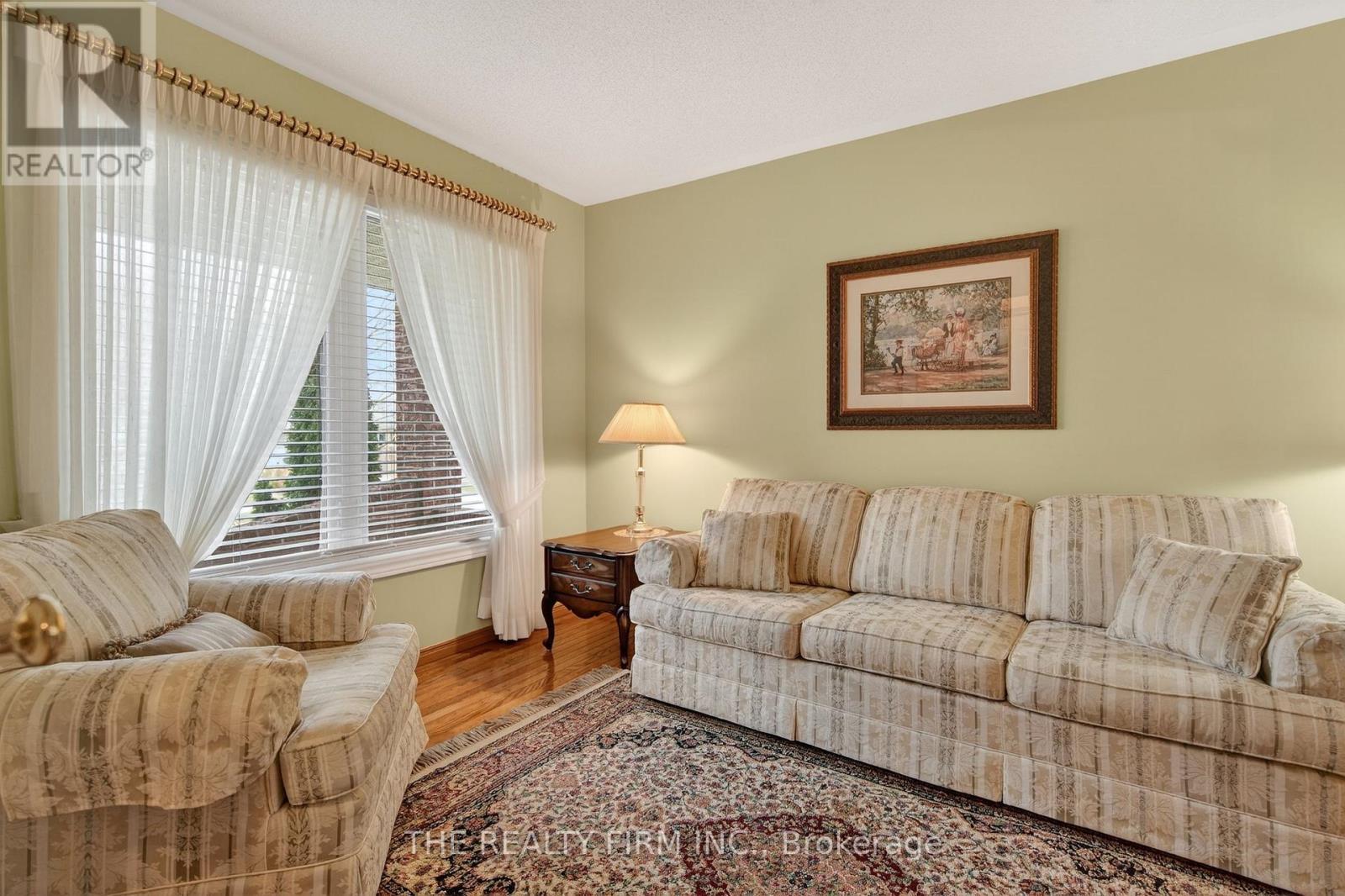 18 Eula White Place, London South, Ontario  N5Z 5C2 - Photo 7 - X12967138