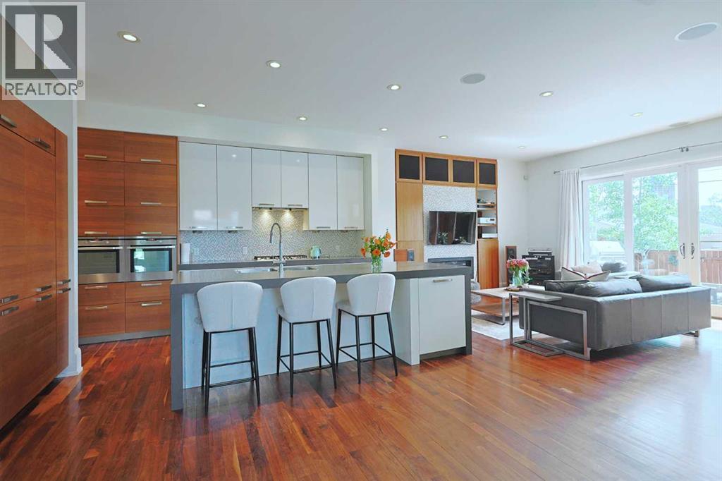 1707 Broadview Road Nw, Calgary, Alberta  T2N 3H4 - Photo 2 - A2295726