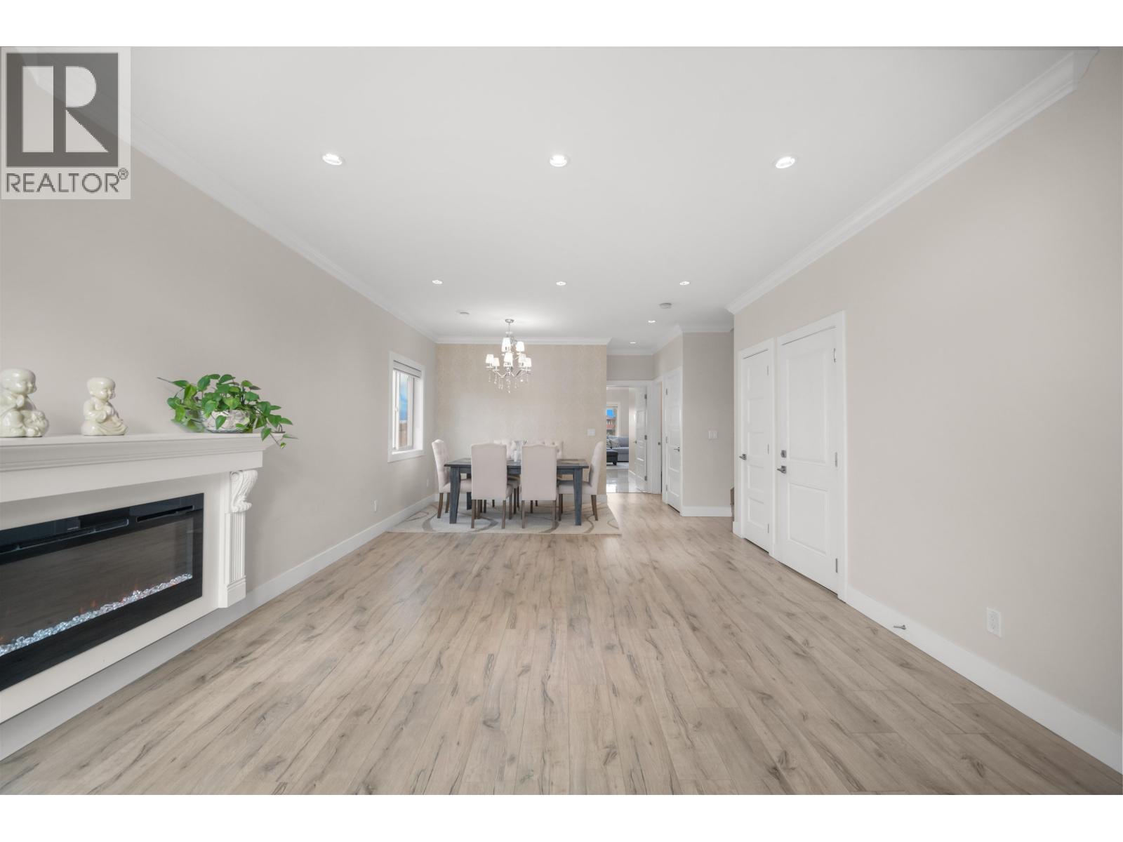 4986 Inman Avenue, Burnaby, British Columbia  V5G 2Y6 - Photo 10 - R3105929