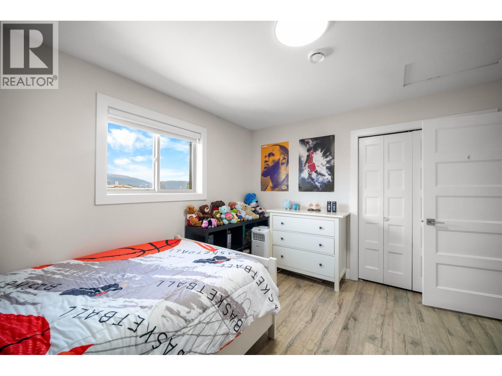 4986 Inman Avenue, Burnaby, British Columbia  V5G 2Y6 - Photo 16 - R3105929