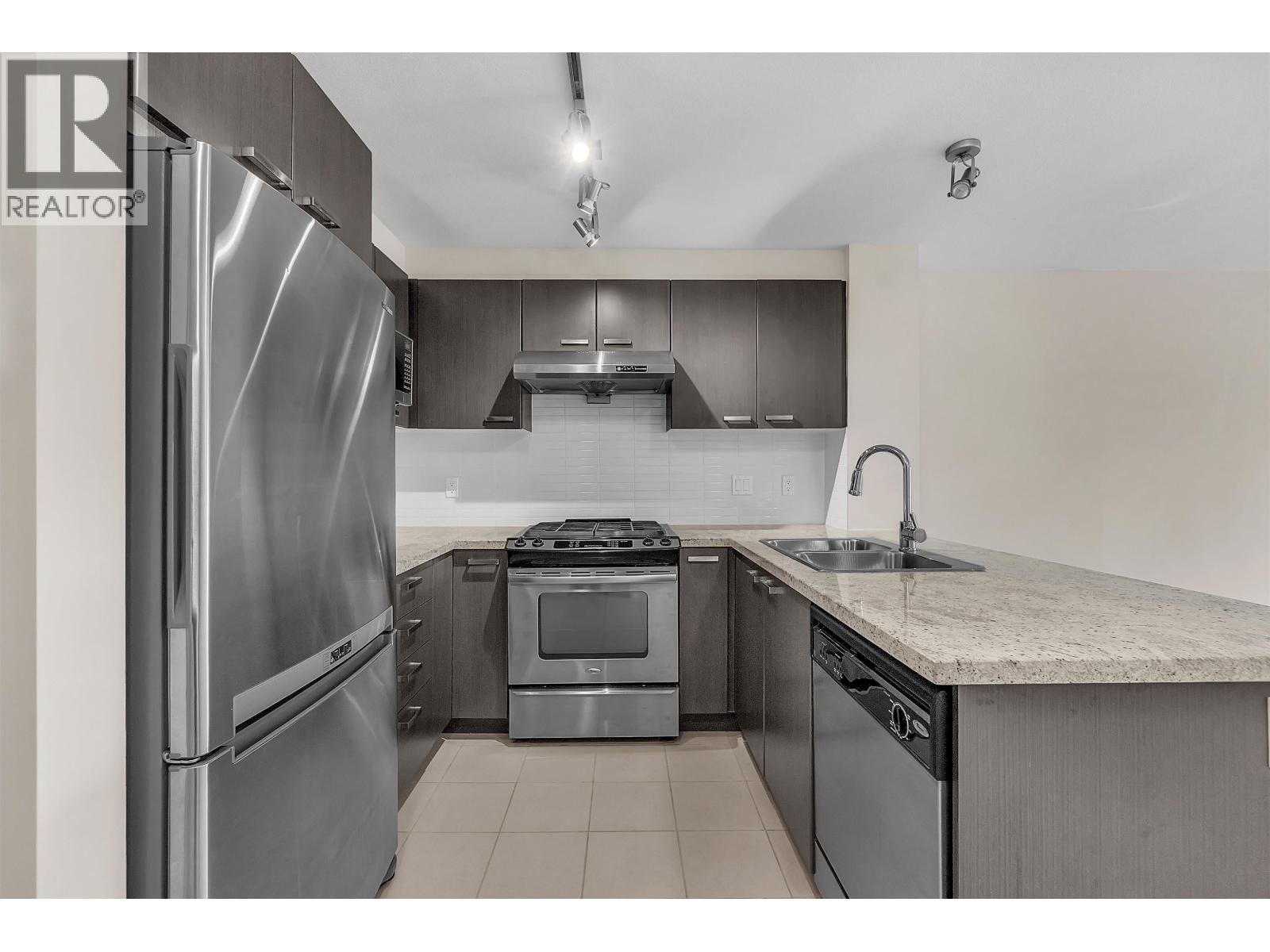 108 9500 Odlin Road, Richmond, British Columbia  V6X 0H5 - Photo 6 - R3107013