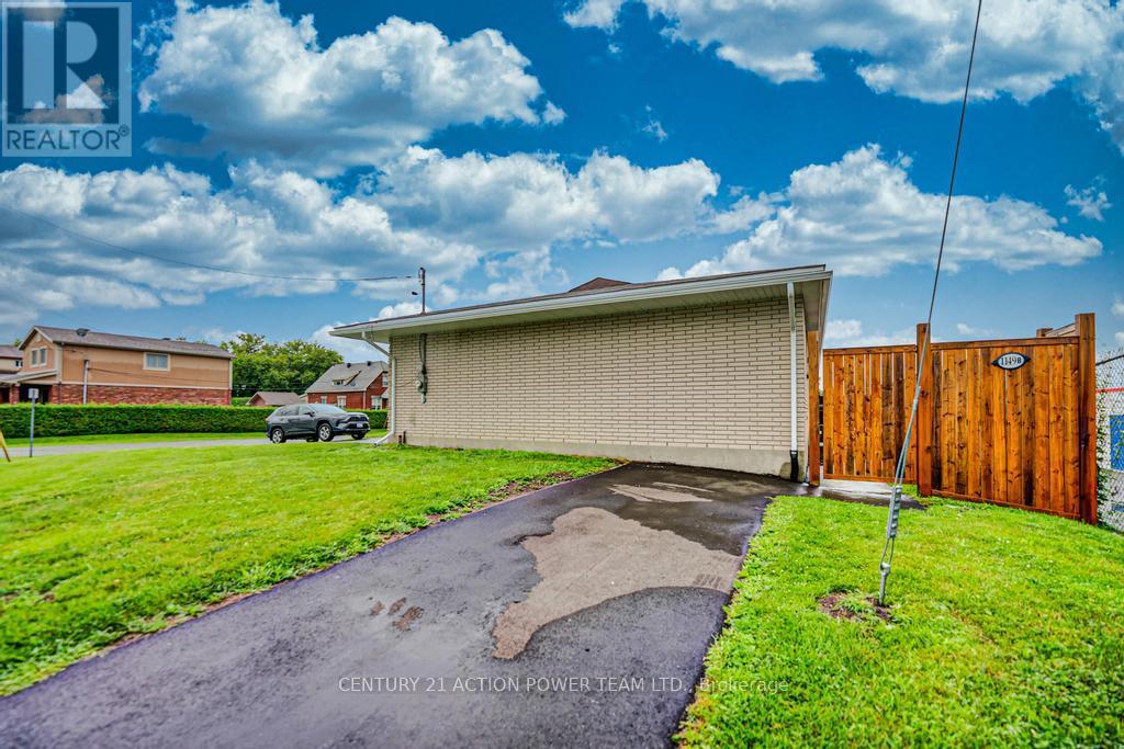 B - 1149 B Parisien Street, Ottawa, Ontario K1B 3N3 - Photo 4 - X12967040