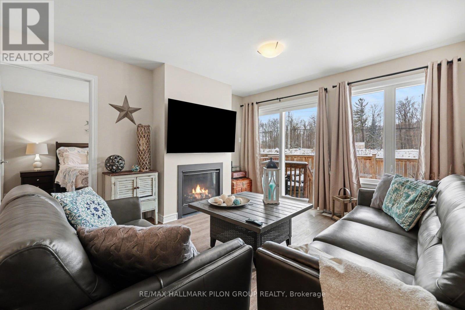 4 Morgan Clouthier Way, Arnprior, Ontario  K7S 0H9 - Photo 3 - X12967052