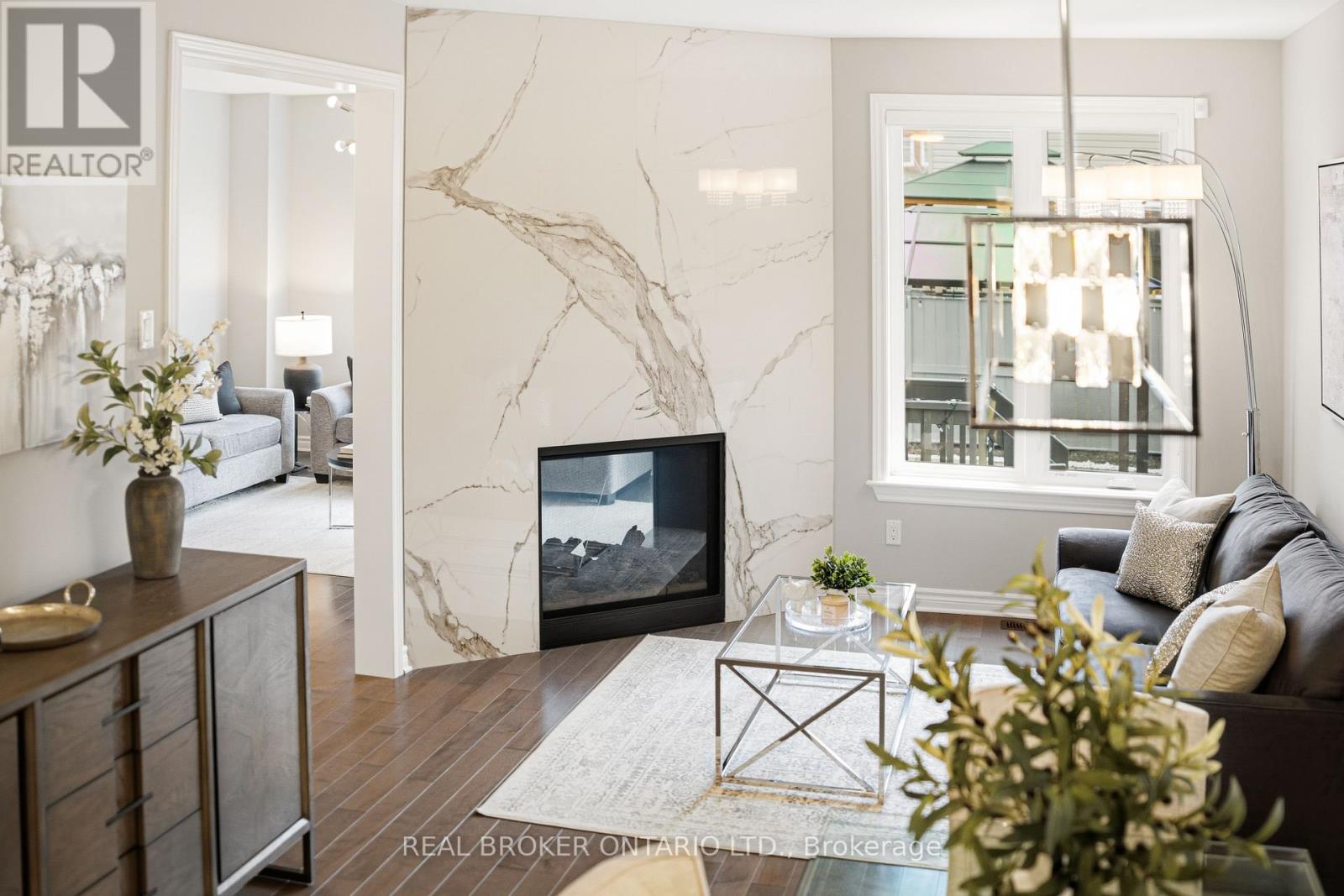 204 Trollius Way, Ottawa, Ontario  K1T 0R7 - Photo 6 - X12967180