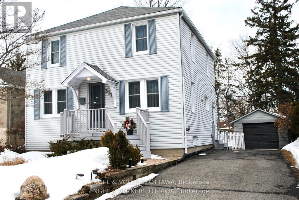 317 SUMMIT AVENUE, Ottawa, Ontario