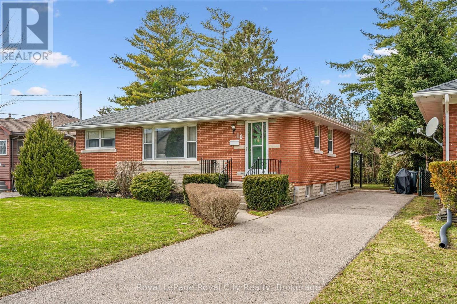 10 Paul Avenue, Guelph, Ontario  N1E 1S2 - Photo 4 - X12966024