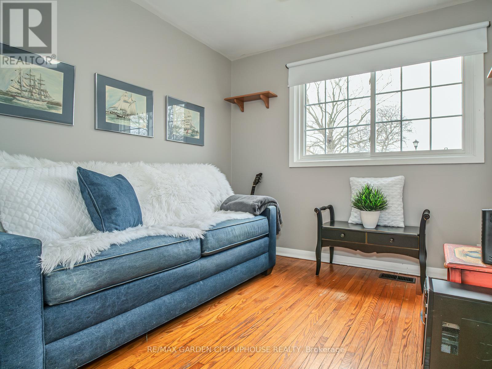 46 Strathcona Drive, St. Catharines, Ontario  L2M 2B1 - Photo 13 - X12967126