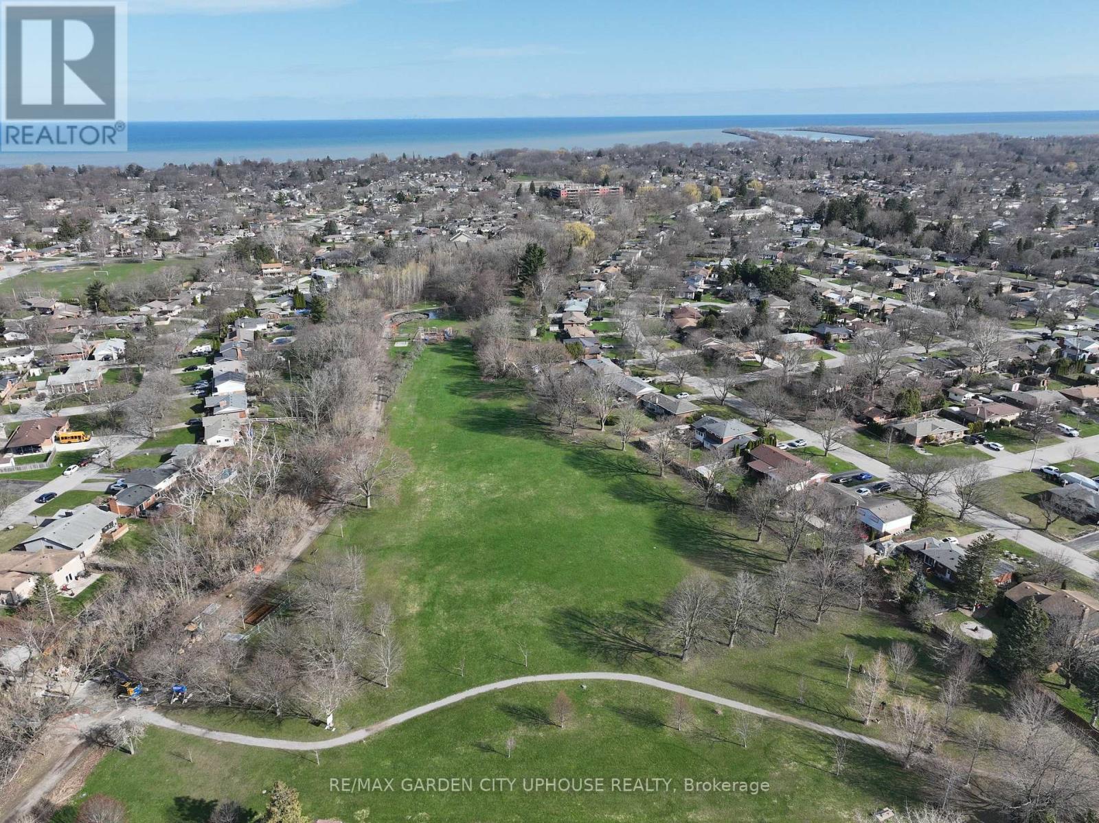 46 Strathcona Drive, St. Catharines, Ontario  L2M 2B1 - Photo 31 - X12967126