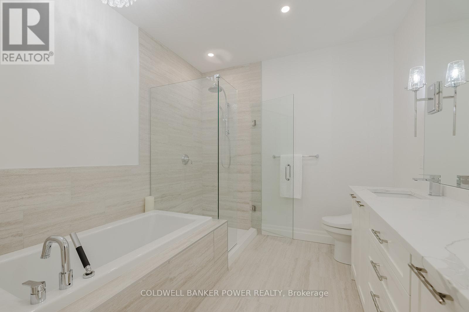 1103 - 260 Villagewalk Boulevard, London North, Ontario  N6G 0W6 - Photo 28 - X12967192