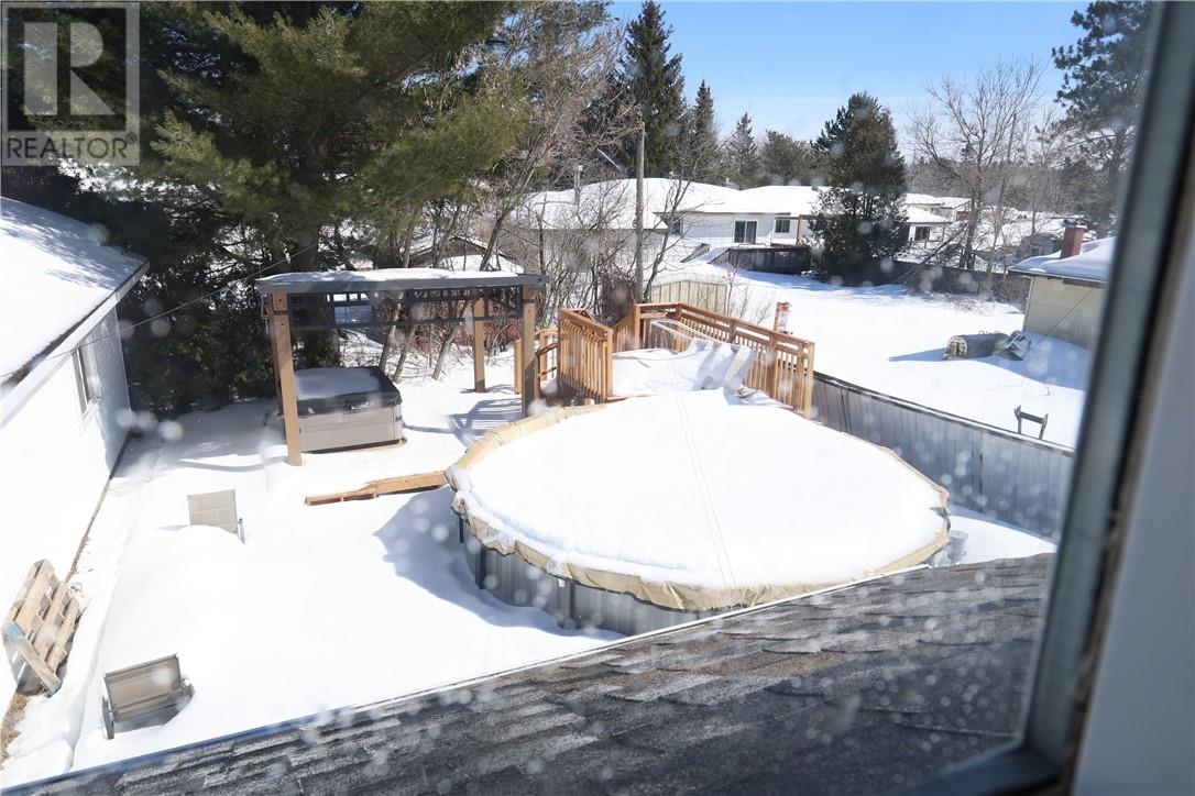 4290 St. Michel Street, Hanmer, Ontario  P3P 1N2 - Photo 3 - 2126983