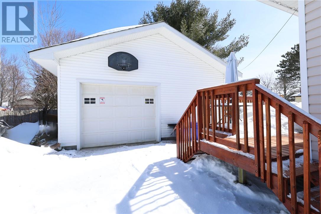 4290 St. Michel Street, Hanmer, Ontario  P3P 1N2 - Photo 5 - 2126983