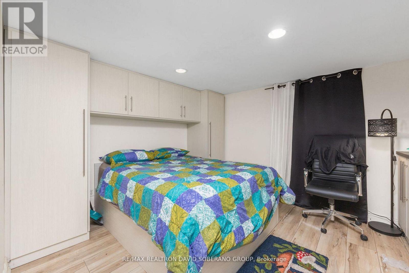 256 Codsell Avenue, Toronto, Ontario  M3H 3X1 - Photo 22 - C12967070