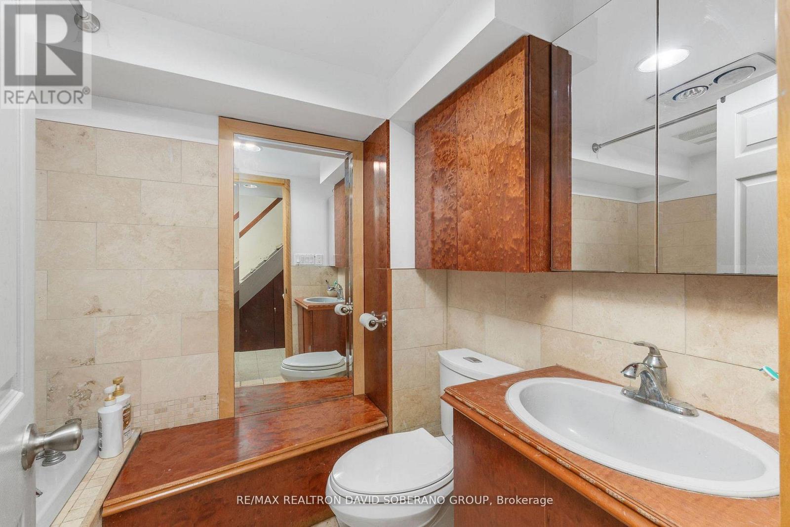 256 Codsell Avenue, Toronto, Ontario  M3H 3X1 - Photo 29 - C12967070