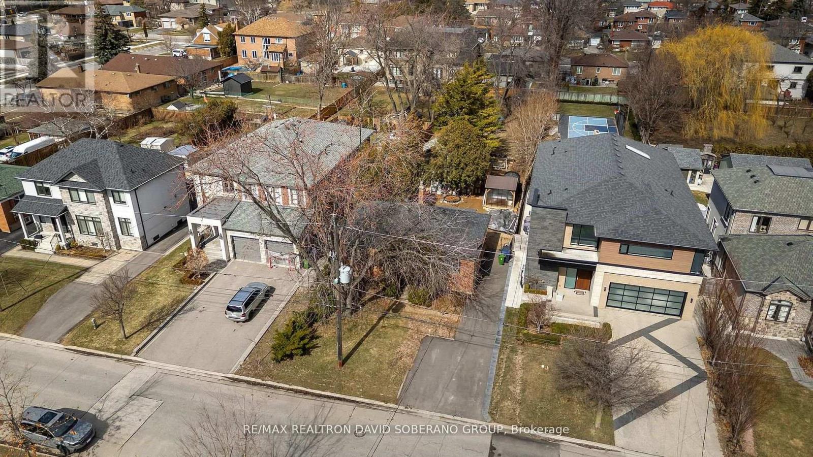 256 Codsell Avenue, Toronto, Ontario  M3H 3X1 - Photo 38 - C12967070