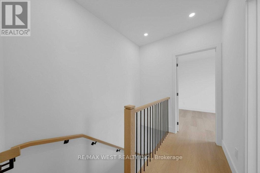 D - 502 Atlas Avenue, Toronto, Ontario  M6C 3R3 - Photo 14 - C12967094