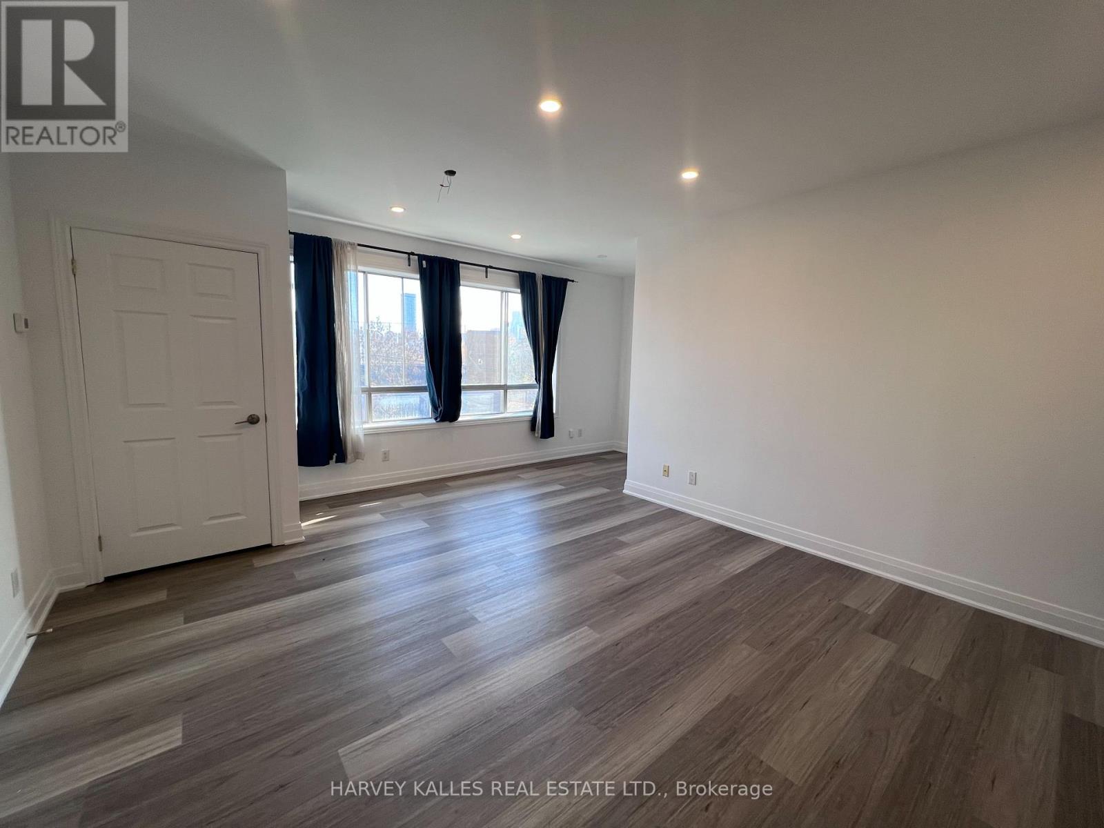 6 - 409 College Street, Toronto, Ontario  M5T 1T1 - Photo 4 - C12967152