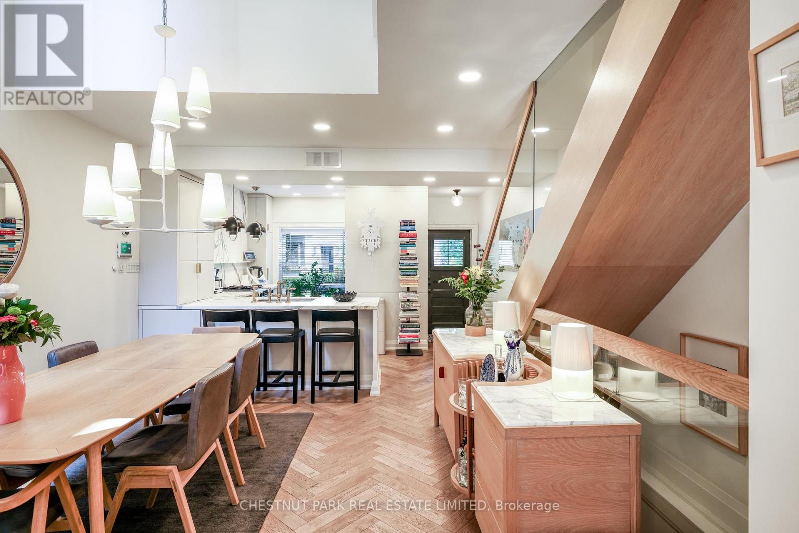 27 Gibson Avenue, Toronto, Ontario  M5R 1T4 - Photo 11 - C12967194