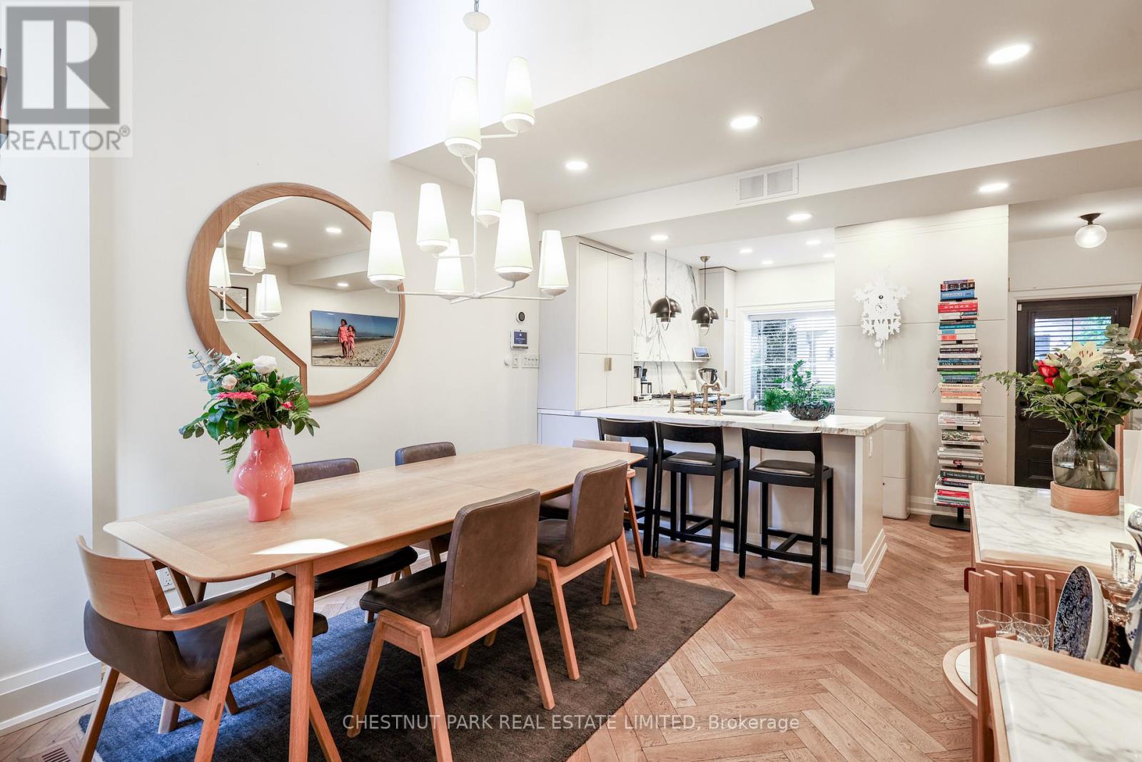 27 Gibson Avenue, Toronto, Ontario  M5R 1T4 - Photo 12 - C12967194