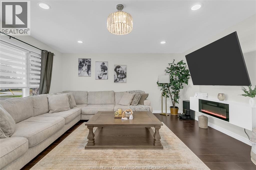 1444 Norman, Windsor, Ontario  N8Y 4N3 - Photo 4 - 26007264