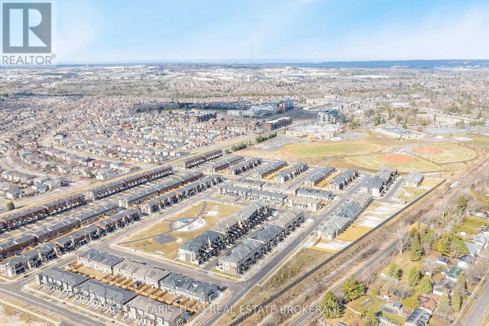 52 Fairlane Avenue, Barrie, Ontario  L9J 0M9 - Photo 40 - S12965040