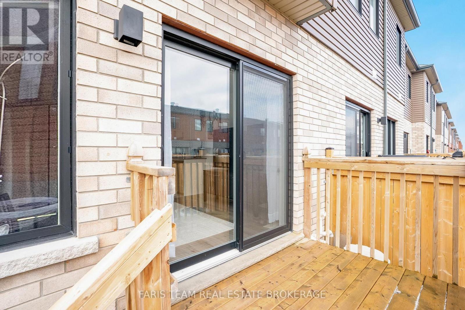 52 Fairlane Avenue, Barrie, Ontario  L9J 0M9 - Photo 31 - S12965040