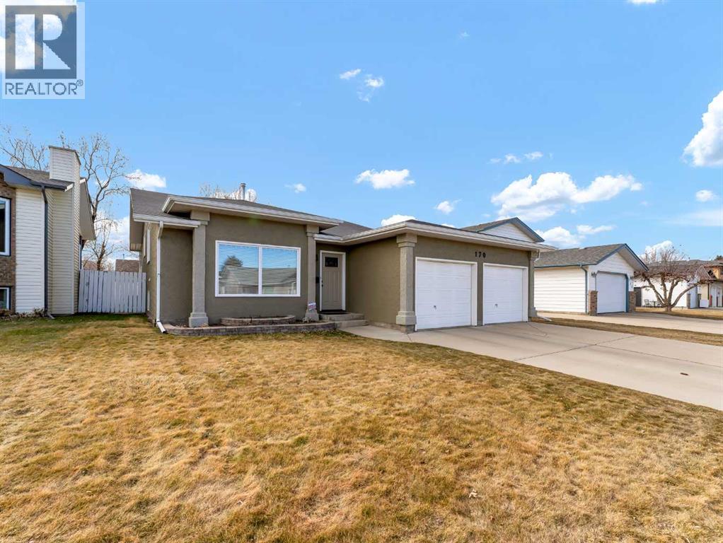 170 Shannon Drive Se, Medicine Hat, Alberta  T1B 4A9 - Photo 1 - A2298635