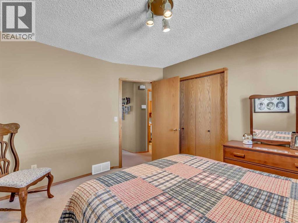 170 Shannon Drive Se, Medicine Hat, Alberta  T1B 4A9 - Photo 17 - A2298635