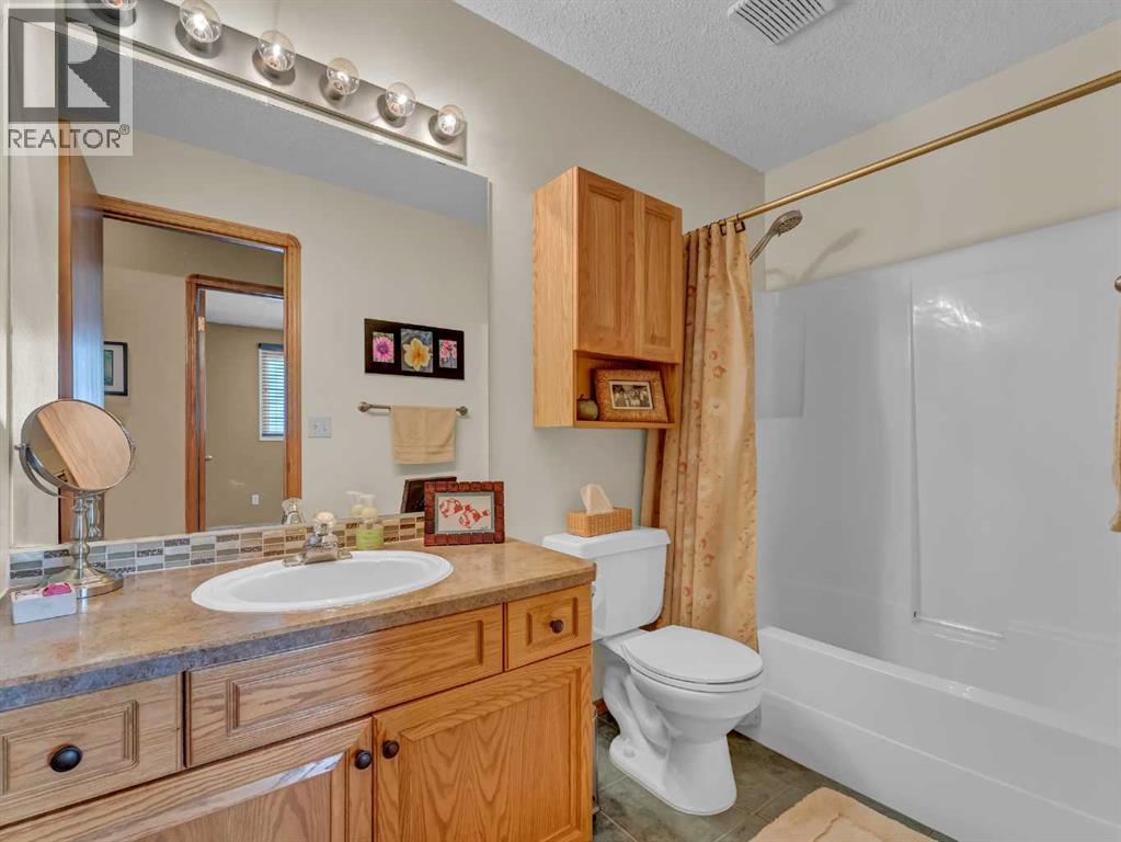 170 Shannon Drive Se, Medicine Hat, Alberta  T1B 4A9 - Photo 19 - A2298635