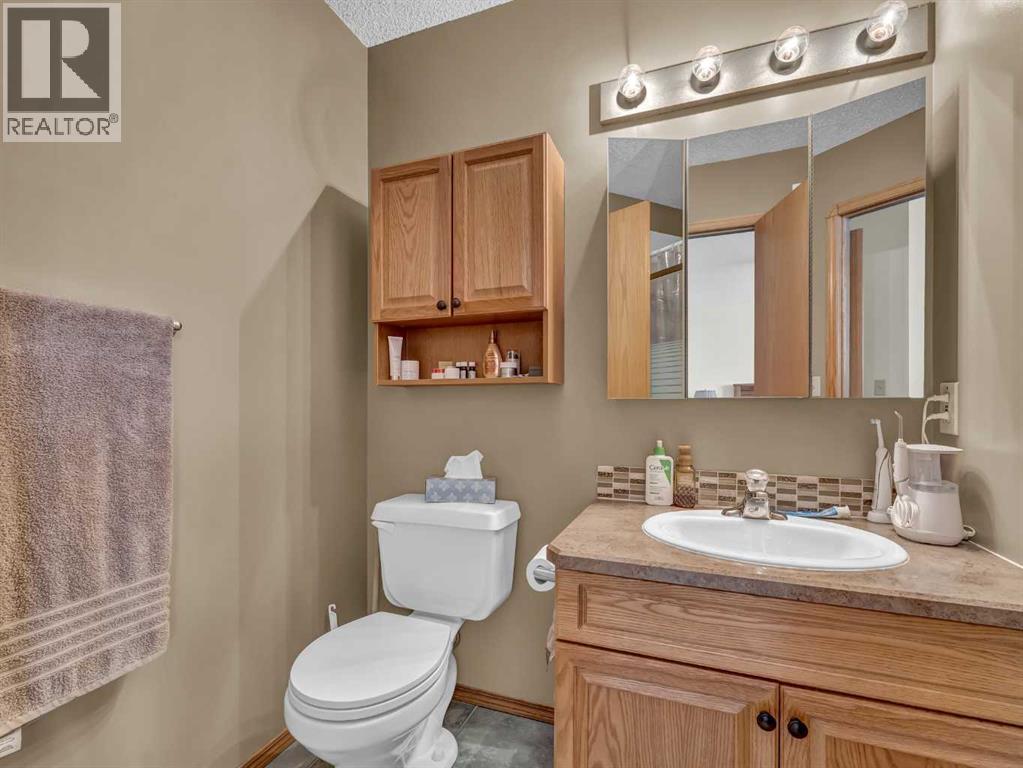 170 Shannon Drive Se, Medicine Hat, Alberta  T1B 4A9 - Photo 23 - A2298635