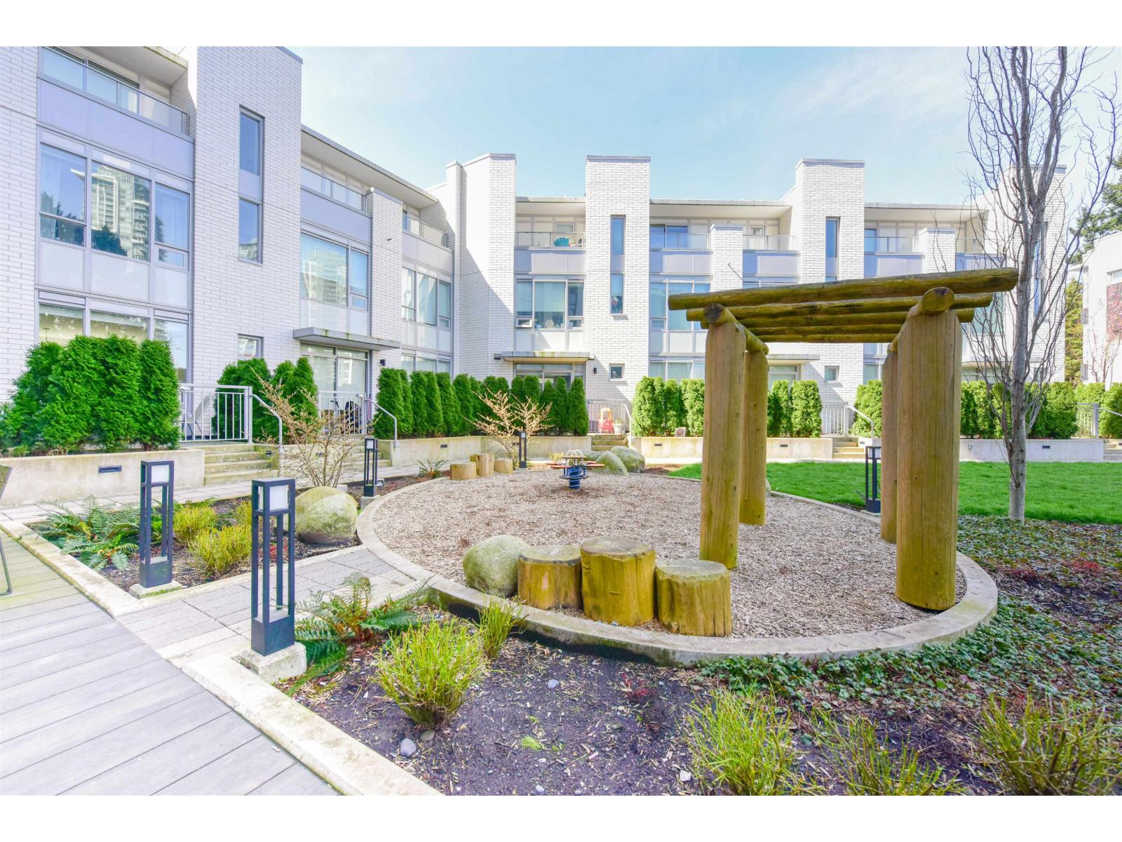 905 13359 Old Yale Road, Surrey, British Columbia V3T 0S4 - Photo 26 - R3107442