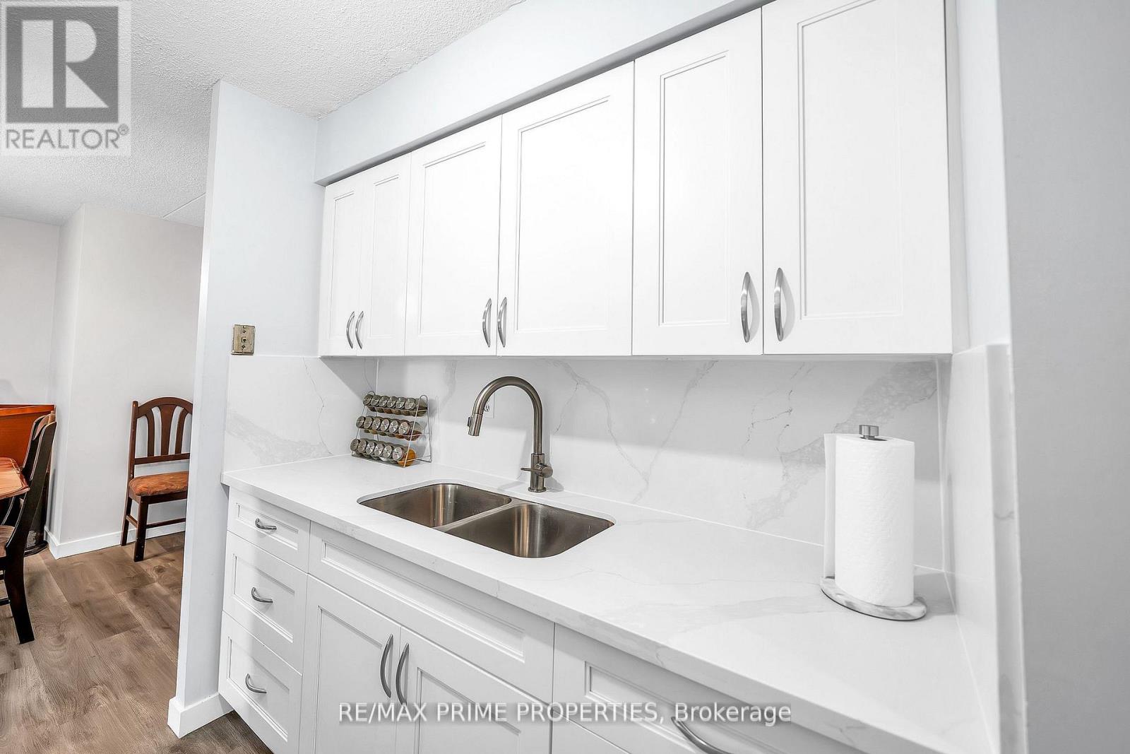 302 - 1535 Diefenbaker Court, Pickering, Ontario  L1V 3W2 - Photo 11 - E12967134