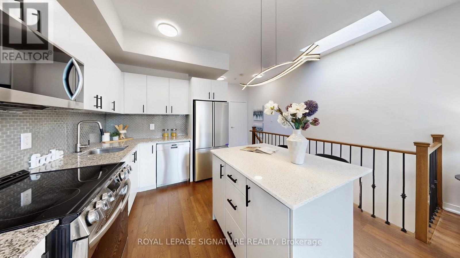 Unit 3 - 36 Boston Avenue, Toronto, Ontario  M4M 2T9 - Photo 13 - E12967162