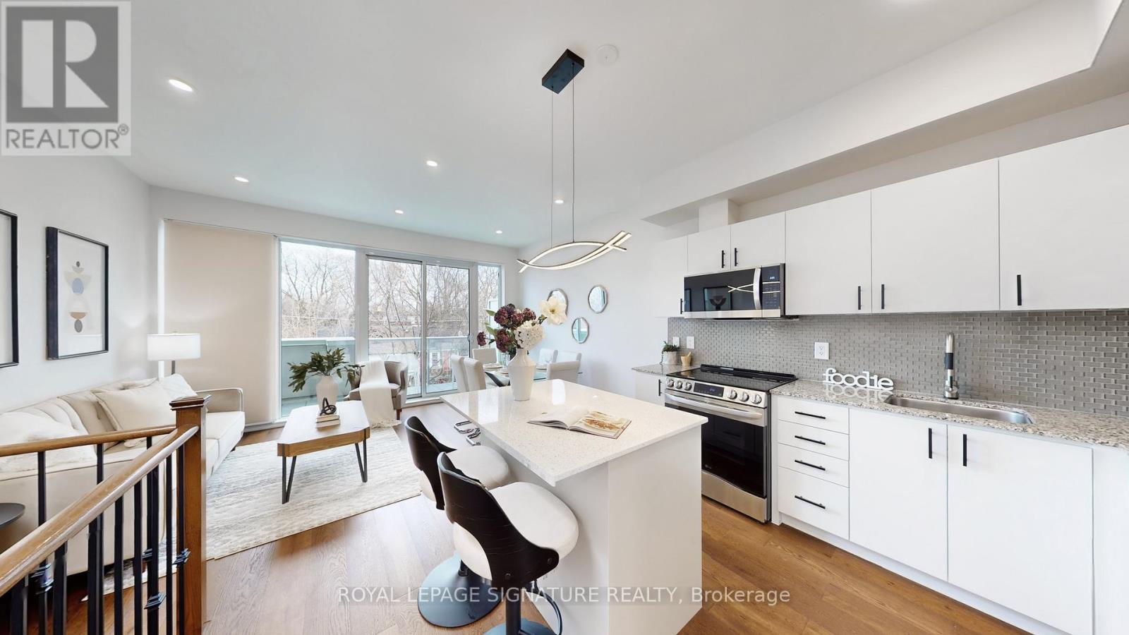 Unit 3 - 36 Boston Avenue, Toronto, Ontario  M4M 2T9 - Photo 6 - E12967162