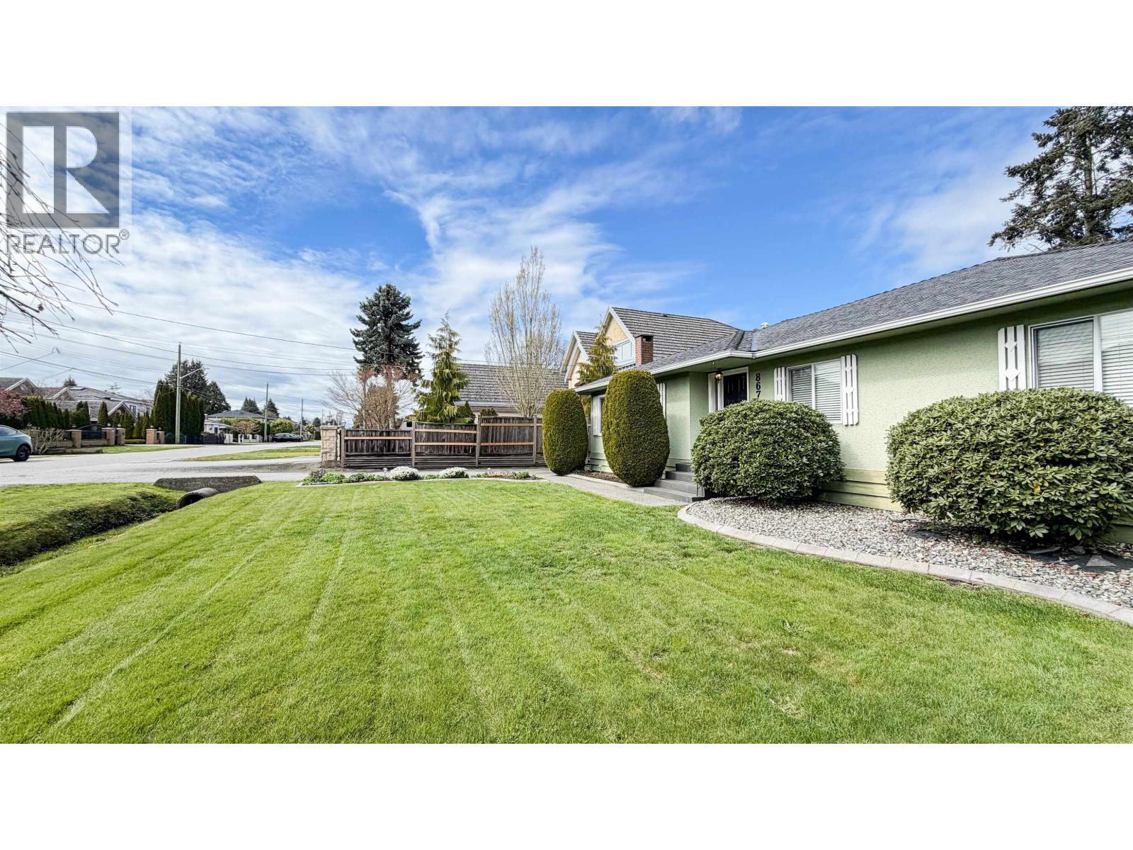 8671 Mowbray Road, Richmond, British Columbia  V7A 2B9 - Photo 3 - R3107647