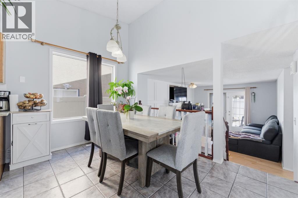 20 Applewood Way SE, Calgary, Alberta  T2A 7M8 - Photo 6 - A2298406